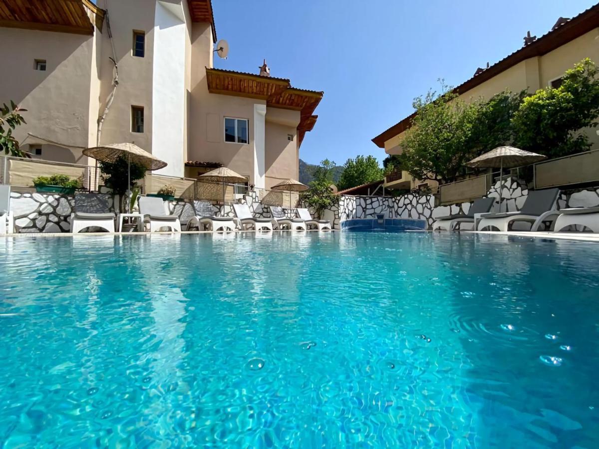Eda Hotel İçmeler Luaran gambar