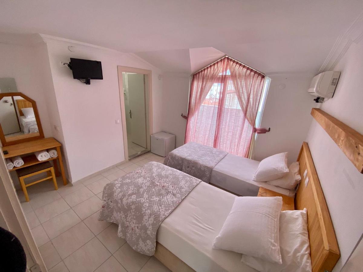 Eda Hotel İçmeler Luaran gambar